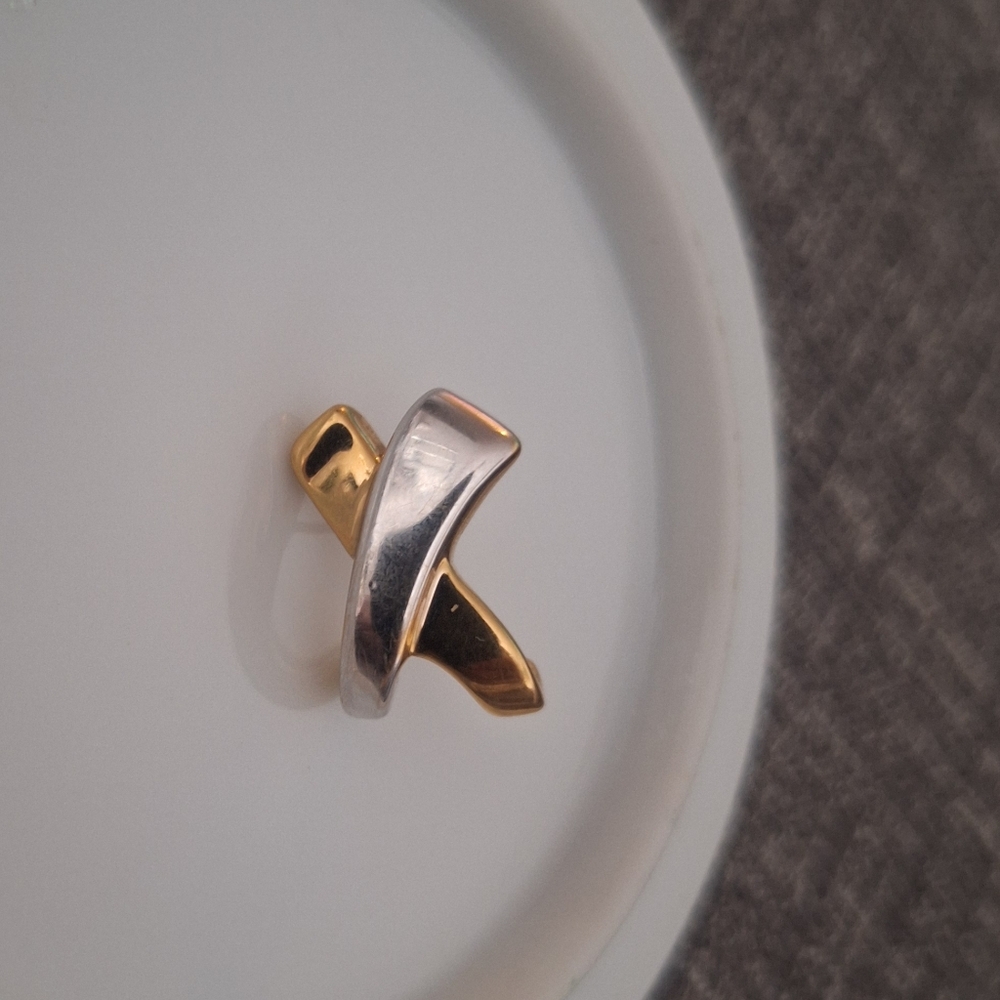 QGI  14k Yellow and White Single Earring